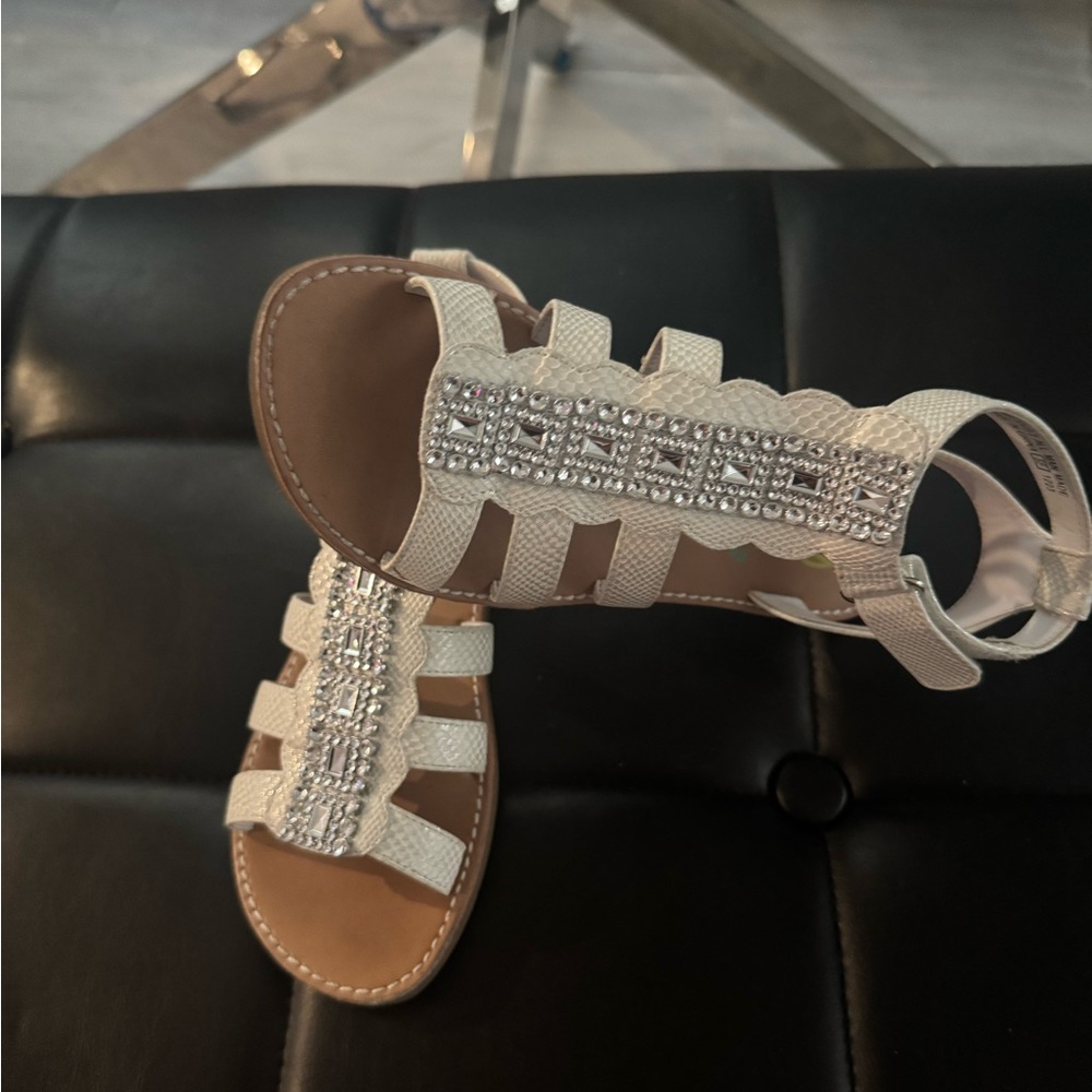 White Sandals with Rhinestone Detailing - Picture 2 of 4